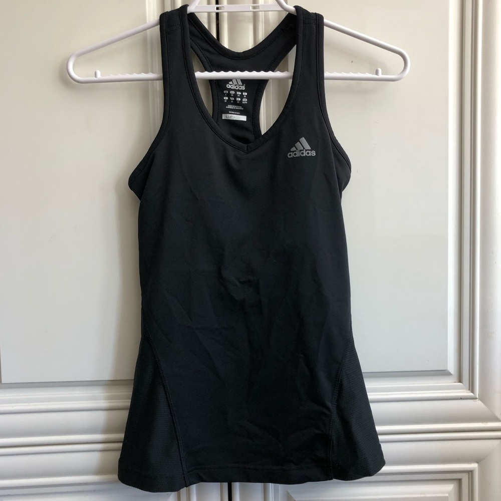 Adidas climalite tank w/ bra built in